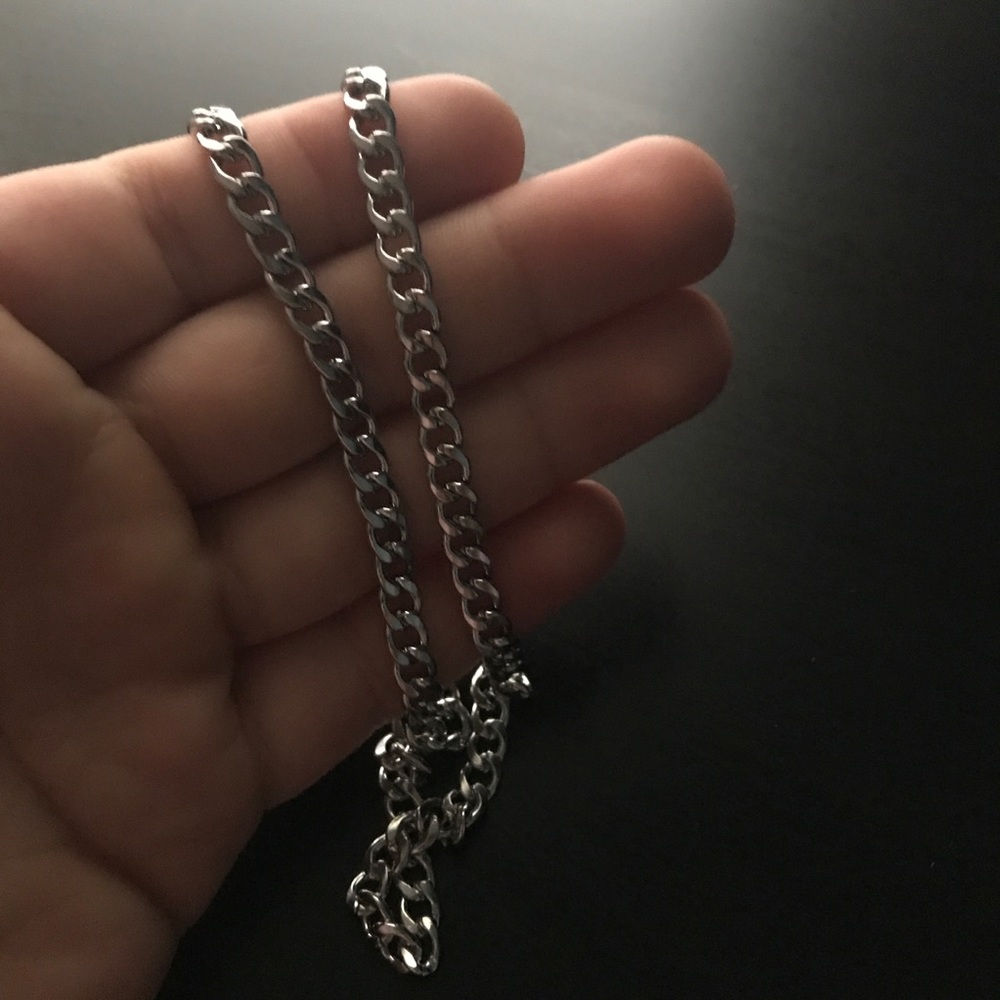 Silver Curb Chain - Picture 6 of 7